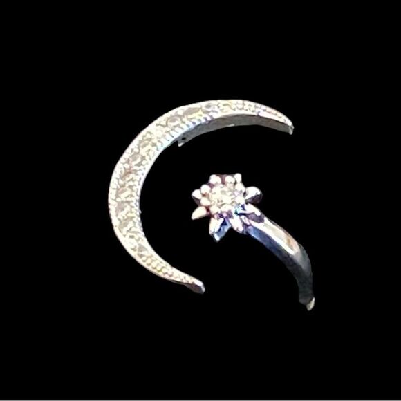 Celestial Crescent Moon Star Silver Tone Crystal Adjustable Ring NWT - Picture 6 of 13